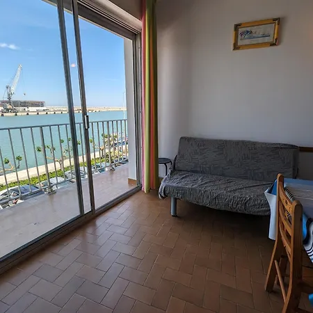 Appartement T2 Mezzanine A 250m De La Pour 4/5 Pers Avec Parking Et Tv - Fr-1-797-31